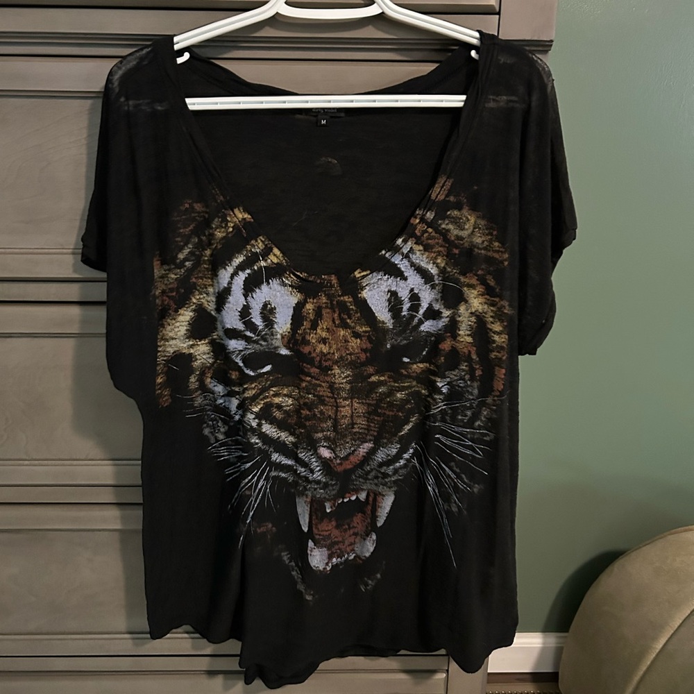 Black Tiger Graphic Women's Top